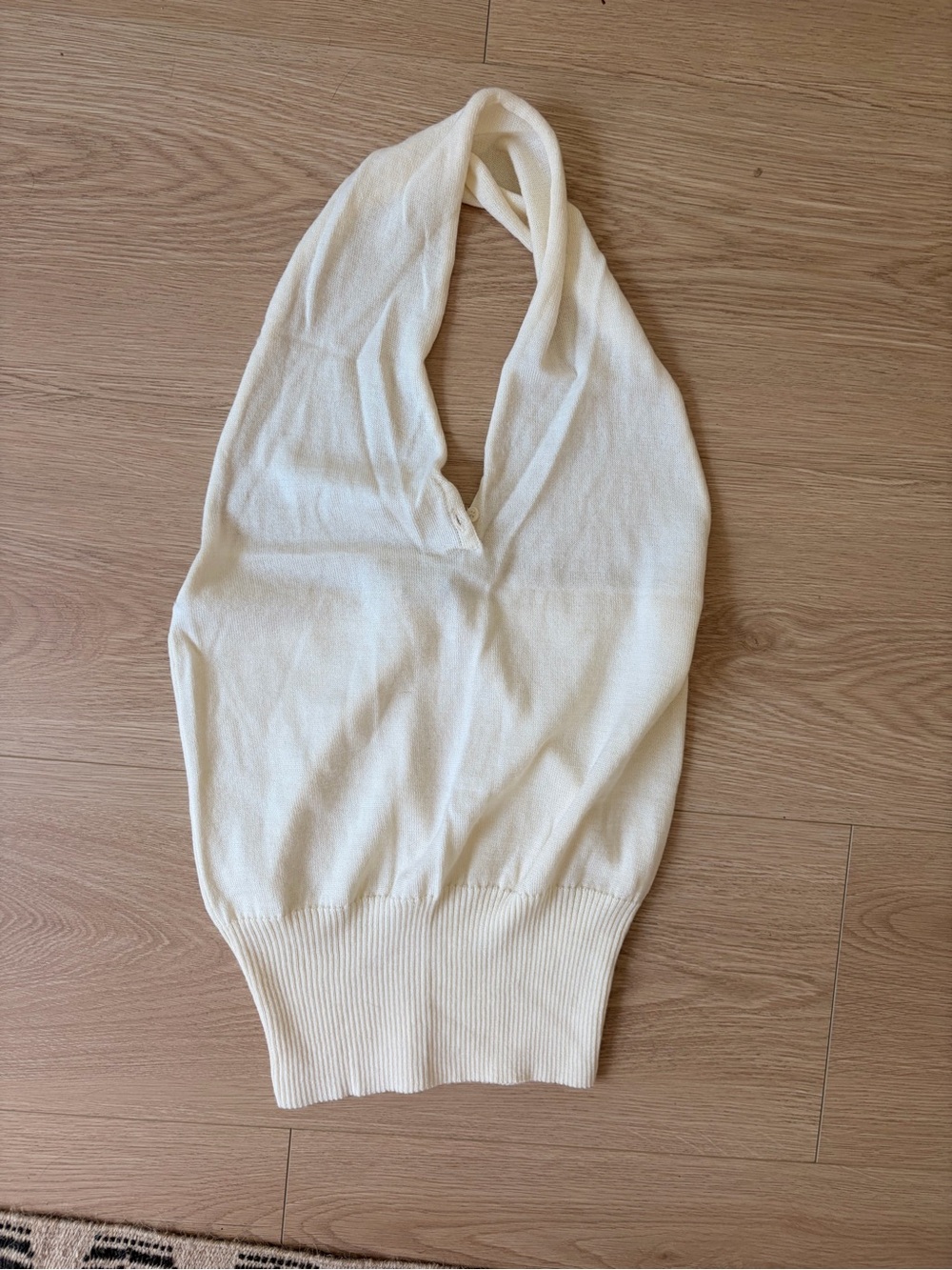 BNWOT Geel Knit Halter Tank in Ivory - Picture 3 of 4